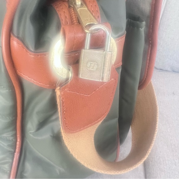 Diane Von Furstenberg Vintageβ Carry On Travel Bag No Signs of Wear - Picture 7 of 16